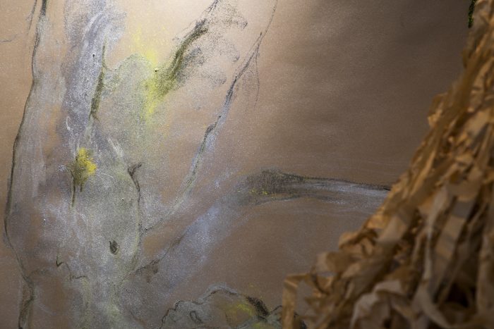 Detail from Lydie Arickx's performance in the Loo & Lou Atelier