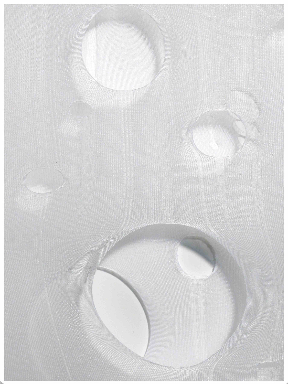 Camille Grandval, Blanc abysses (détail), polyamide, 169 x 143 cm, 2016 ©Camille Grandval