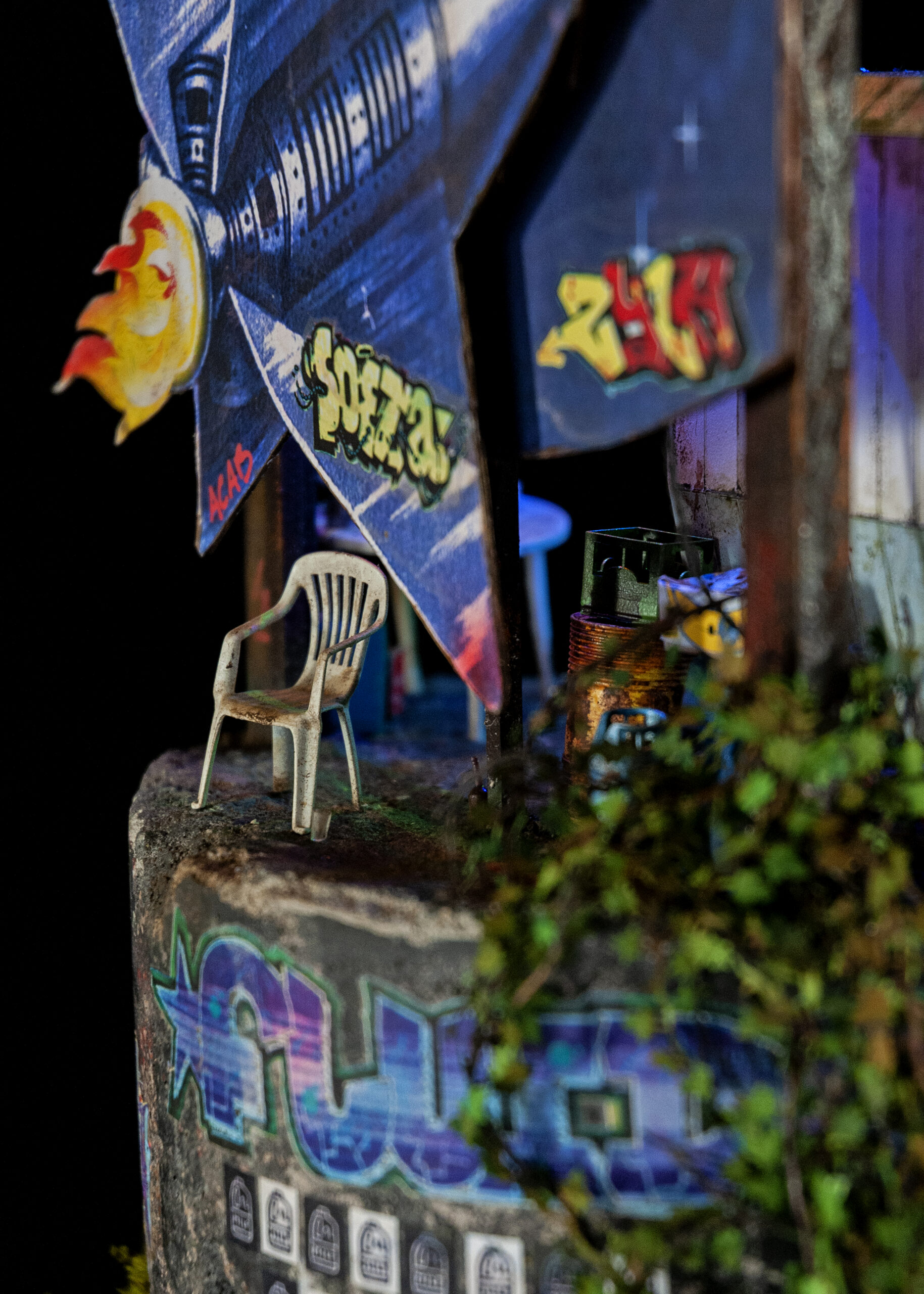 Demain C'est Loin (détail), 2024, Technique mixte, 34 x 40 x 50 cm | © Simon Laveuve