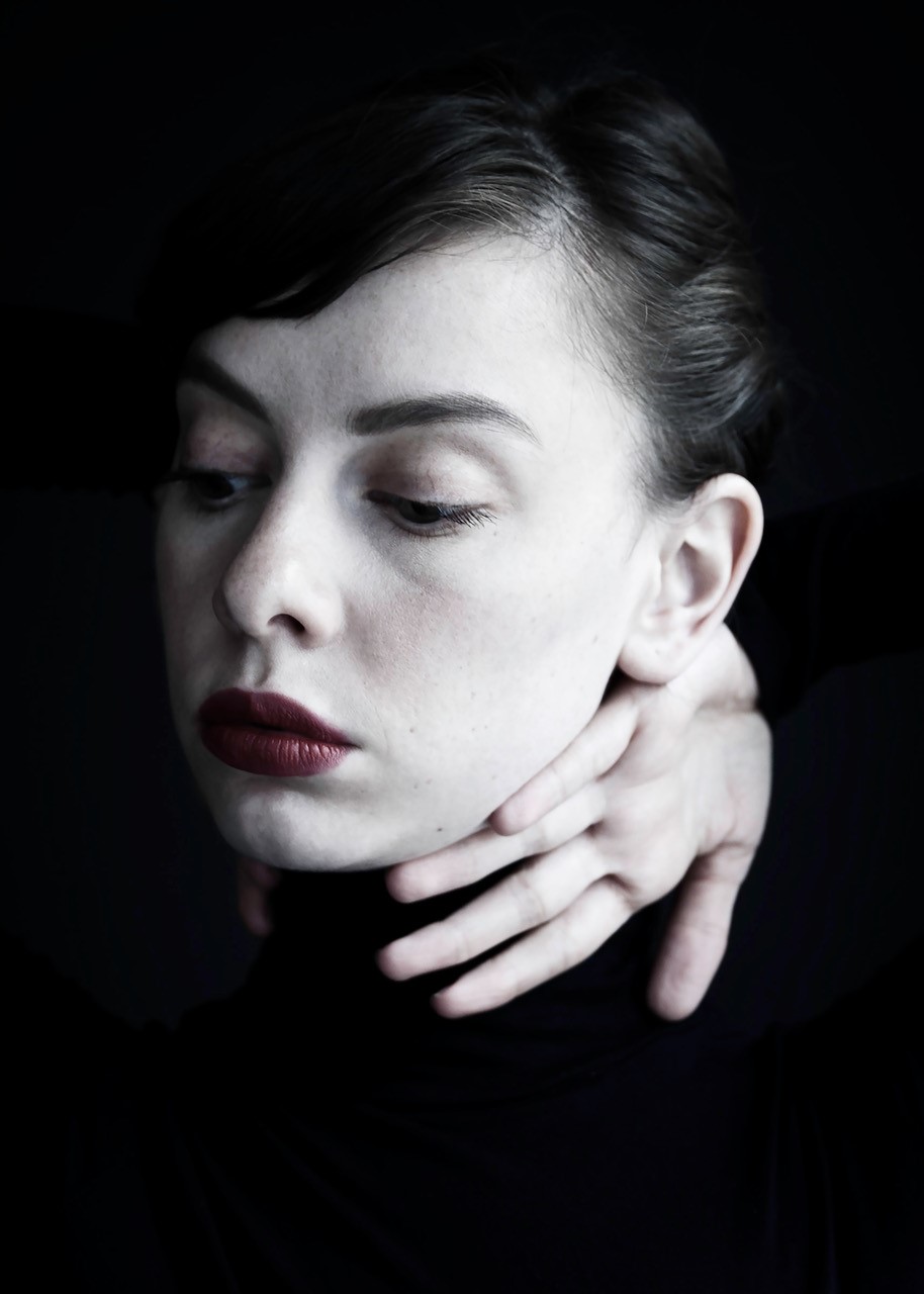 14.10 - 30.10.2020 | Exposition "Secrets and Lies" d'Amy Gibson à notre espace George V